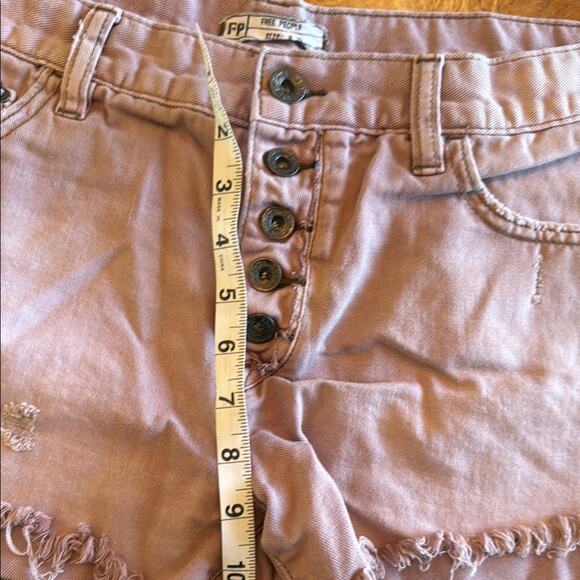 Free people runway slouch distressed denim shorts size 29 mauve - Picture 6 of 9